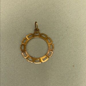 Elegant Gold Pendant
